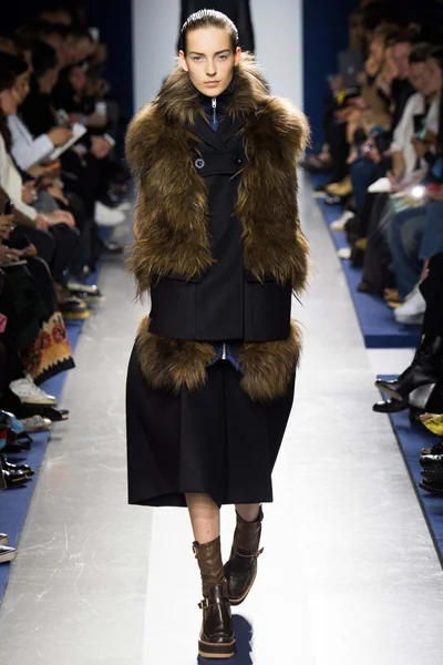 Look 5